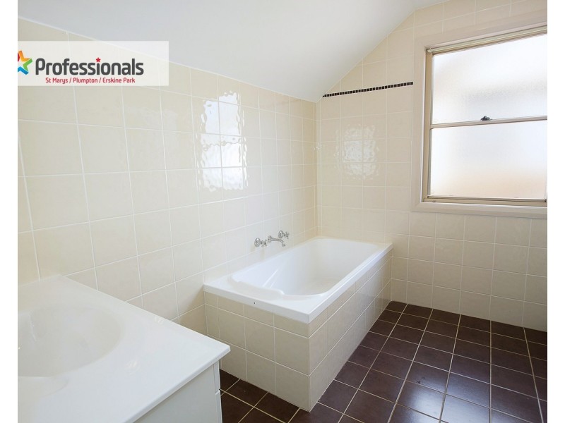 2/164-166 Canberra Street, St Marys NSW 2760