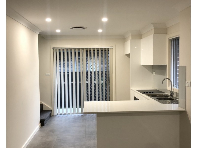 8/96-98 Great western Highway, Kingswood NSW 2747