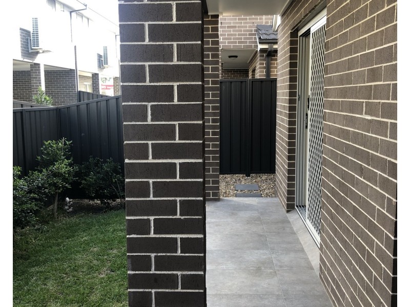 8/96-98 Great western Highway, Kingswood NSW 2747