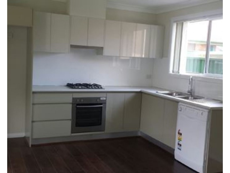 65a Pinecreek Circuit, St Clair NSW 2759