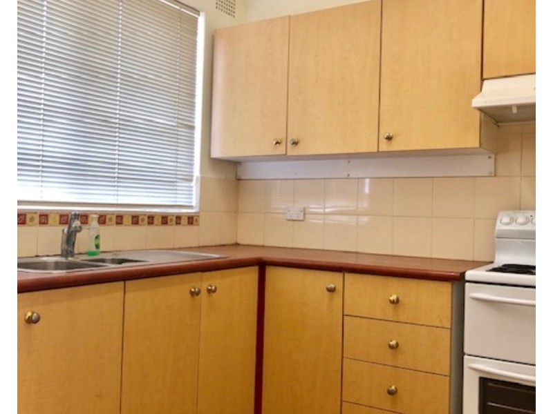 2/8 Putland Street, St Marys NSW 2760