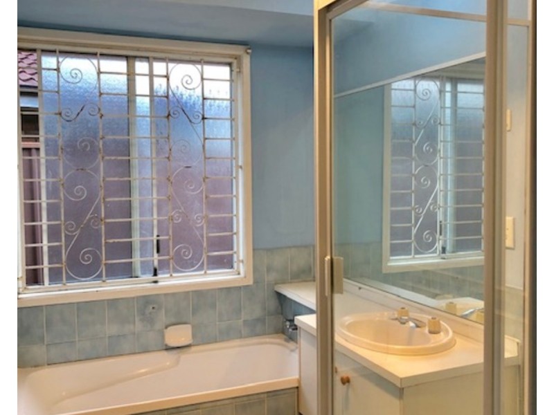 10 Shaula Crescent, Erskine Park NSW 2759