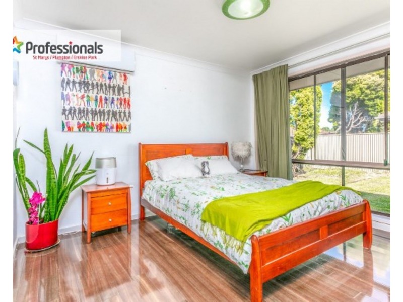 27 Fantail Crescent, Erskine Park NSW 2759