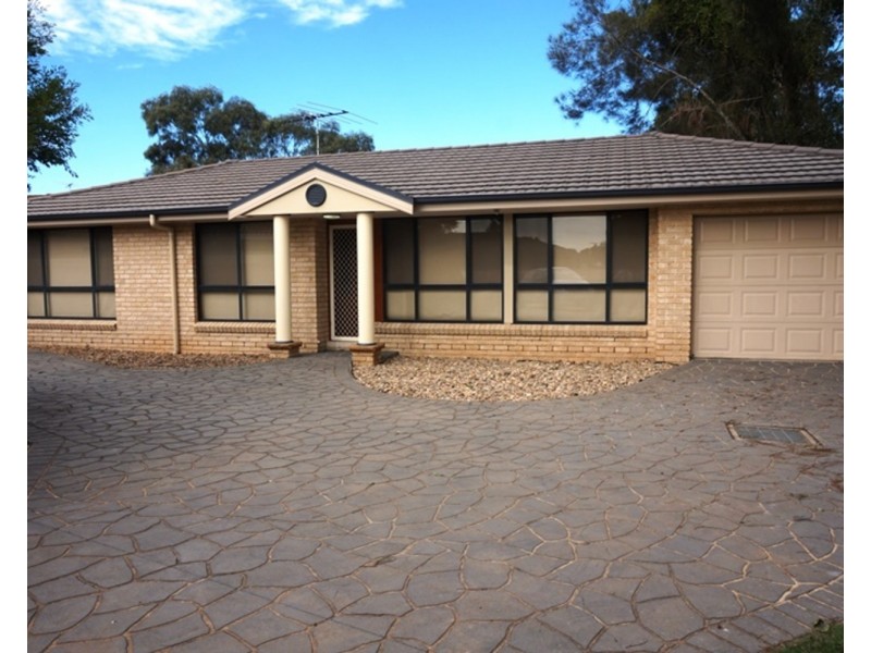 10a Kiwi Close, St Clair NSW 2759