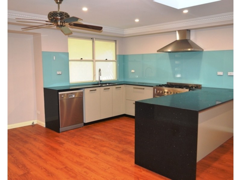 18 Strauss Road, St Clair NSW 2759