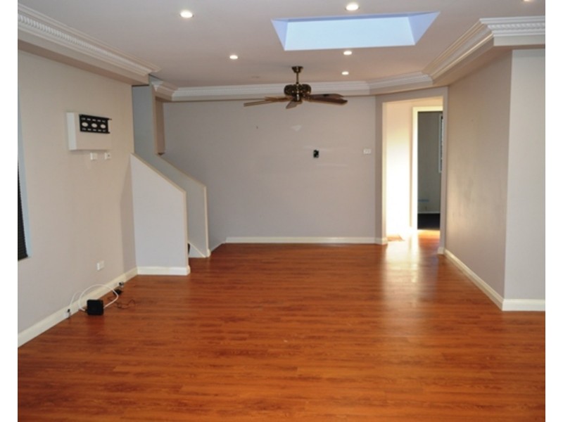 18 Strauss Road, St Clair NSW 2759