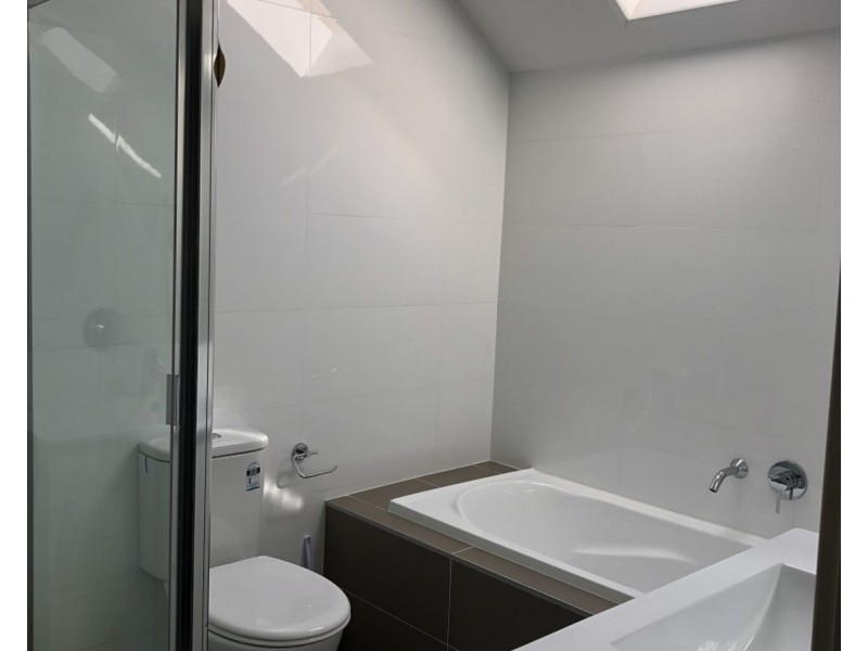 1/10-12 Canberra Street, Oxley Park NSW 2760