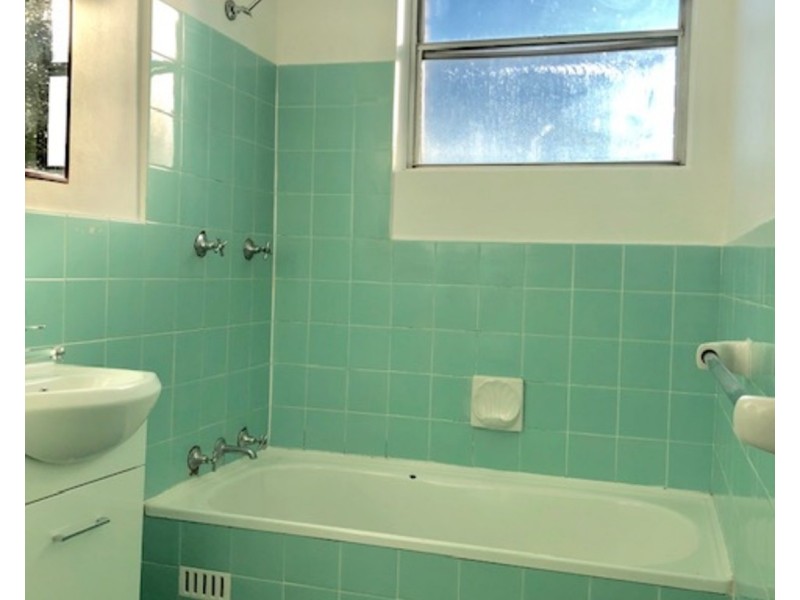 17/6-8 Station Street, Guildford NSW 2161