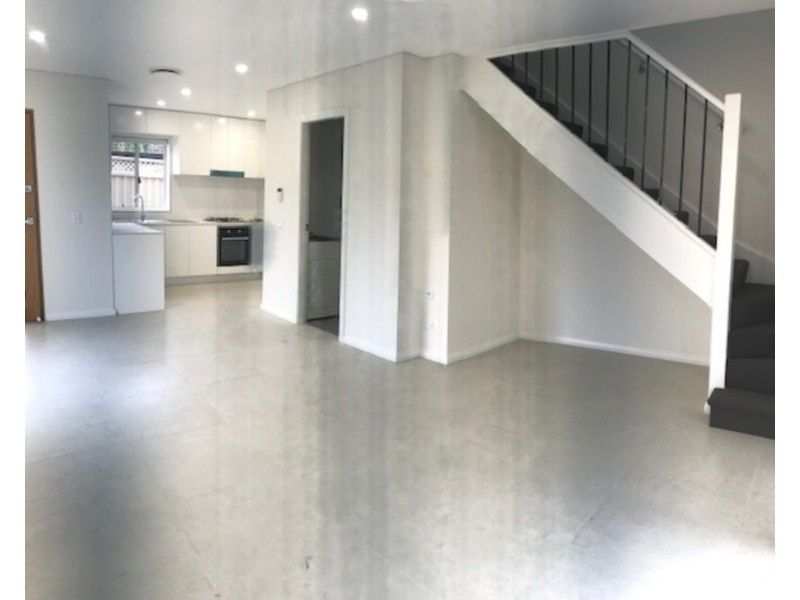 5/18 Canberra Street, Oxley Park NSW 2760