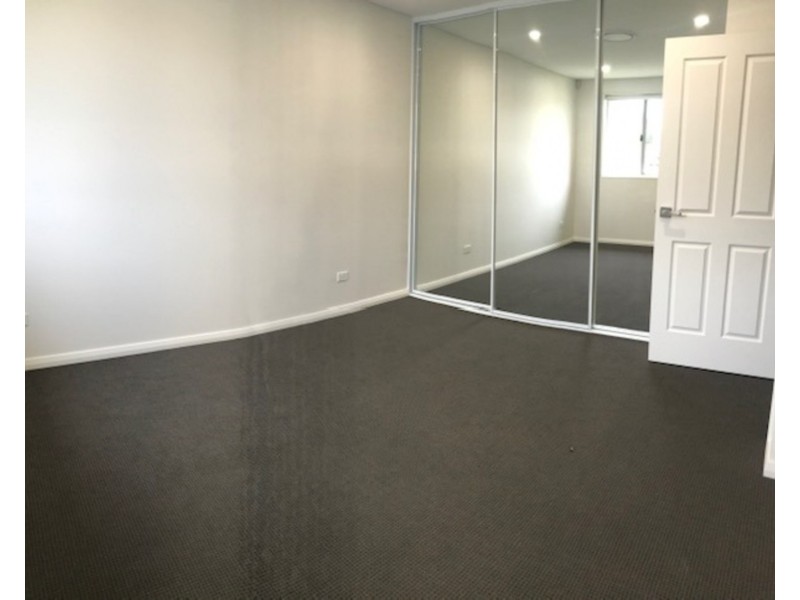 5/18 Canberra Street, Oxley Park NSW 2760