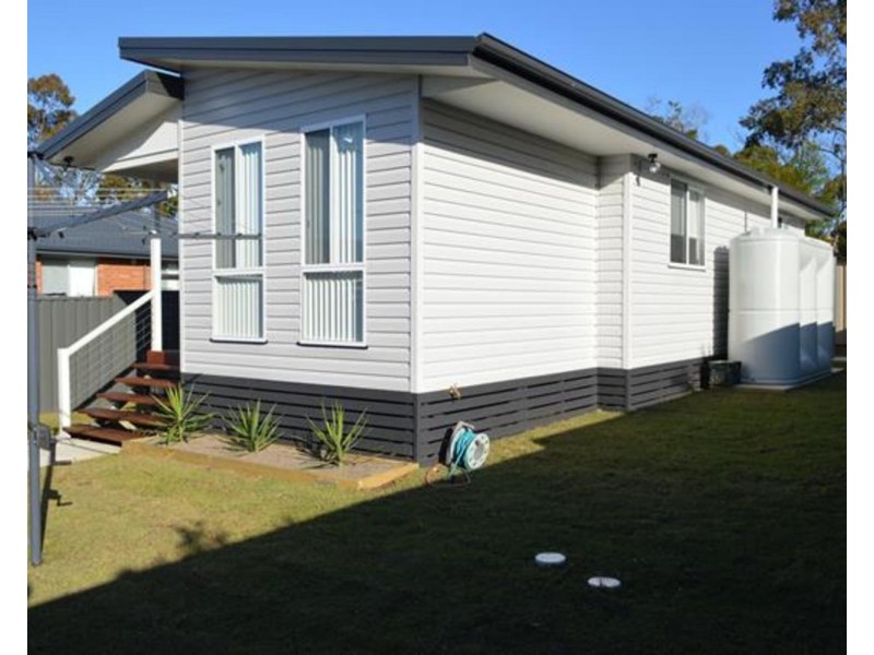 1A Edmund Blackett Close, St Clair NSW 2759