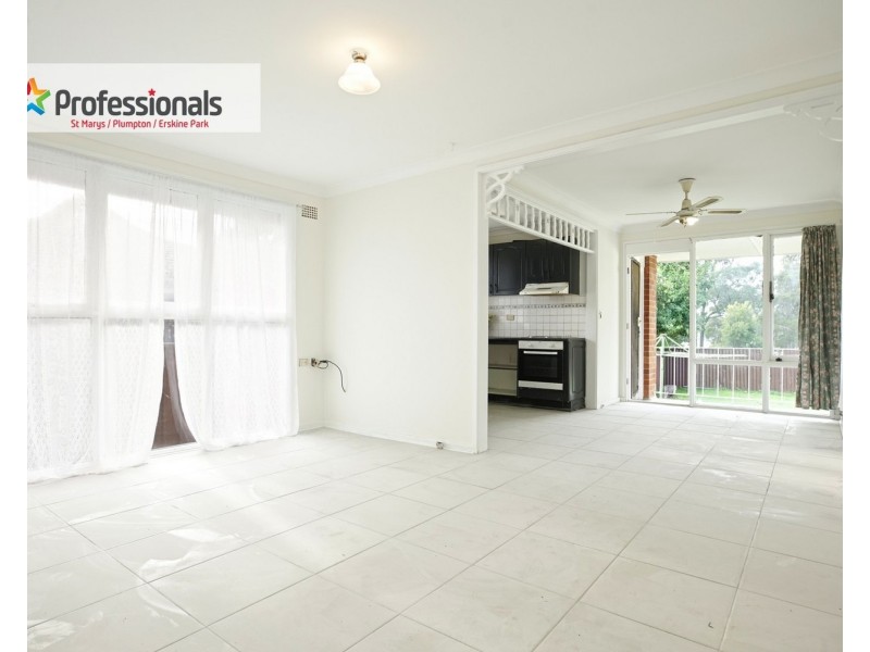 34 Captain Cook Drive, Willmot NSW 2770