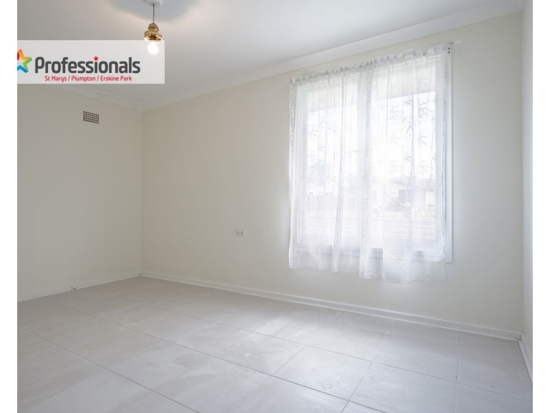 34 Captain Cook Drive, Willmot NSW 2770