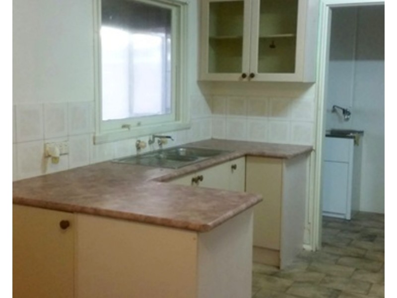 8 Hendren Place, Colyton NSW 2760