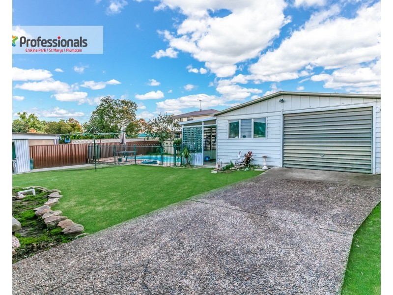 23 Corio Drive, St Clair NSW 2759