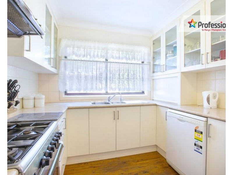 15 Nevada Avenue, Colyton NSW 2760