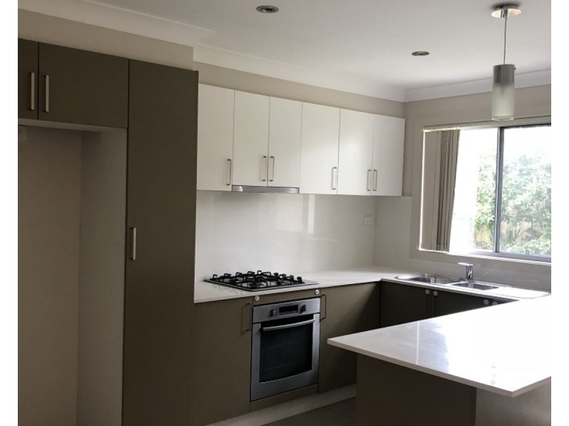 7/10-12 Canberra Street, Oxley Park NSW 2760