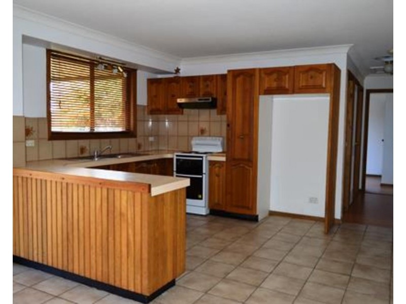 12 Bancroft Street, Oakhurst NSW 2761