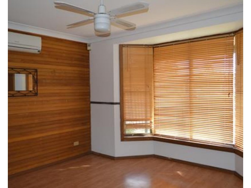 12 Bancroft Street, Oakhurst NSW 2761