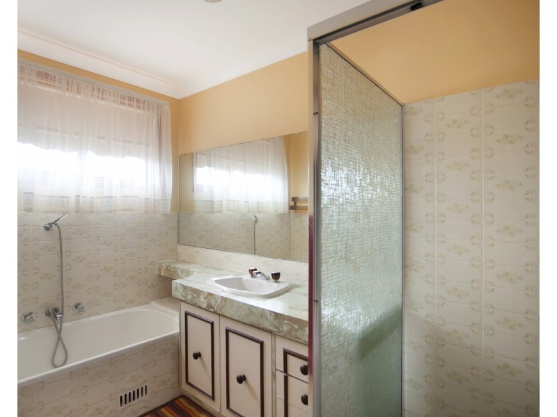 99 Brisbane Street, Oxley Park NSW 2760