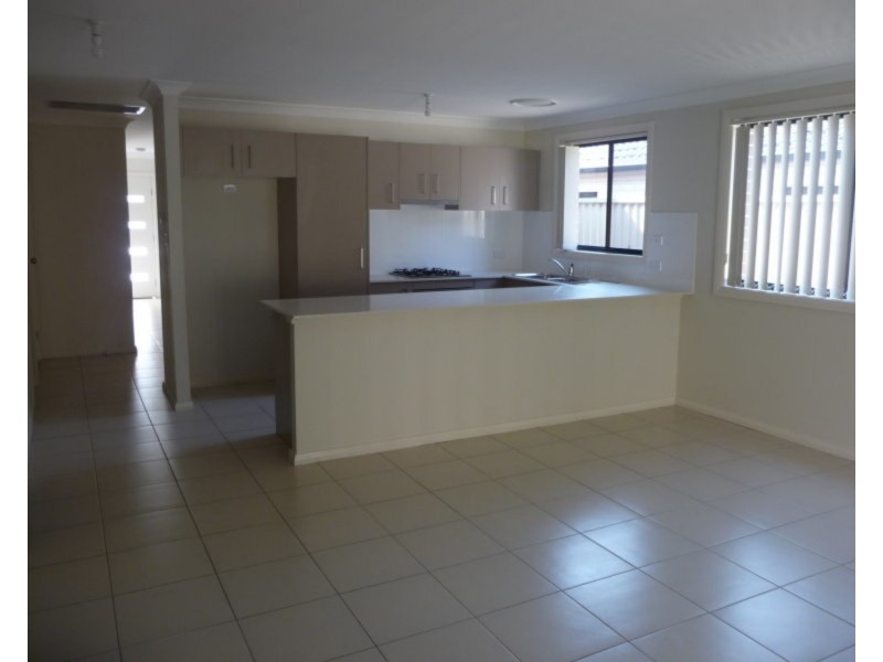 3/124 Glossop Street, St Marys NSW 2760