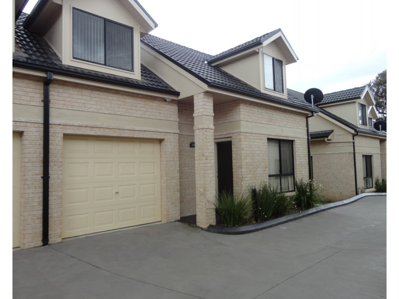 2/57-59 Adelaide Street, Oxley Park NSW 2760