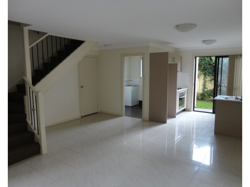 2/57-59 Adelaide Street, Oxley Park NSW 2760