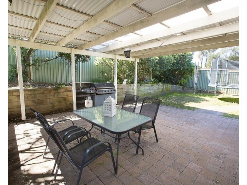 158 Explorers Way, St Clair NSW 2759