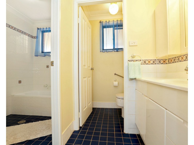 65 Pinecreek Circuit, St Clair NSW 2759