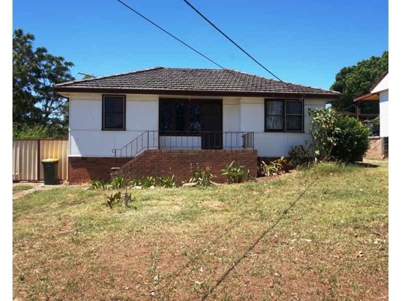 7 Nella Dan Avenue, Tregear NSW 2770