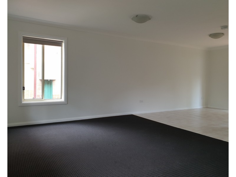 2/31 Saddington Street, St Marys NSW 2760