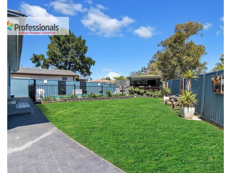 16 Darly Place, Dharruk NSW 2770