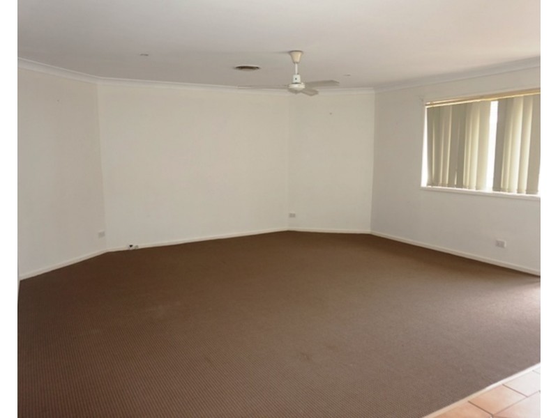 2 Tryal Place, Willmot NSW 2770