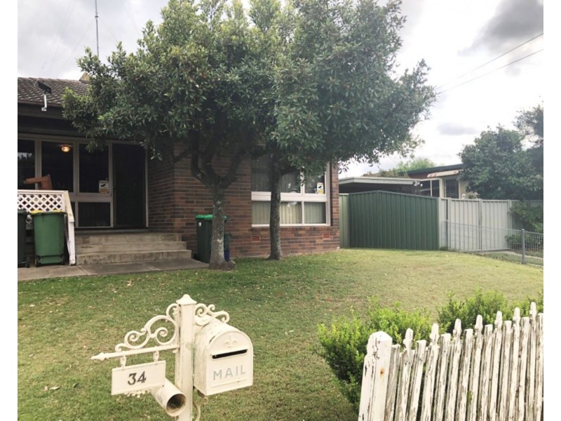 34 Clarke Avenue, Hobartville NSW 2753