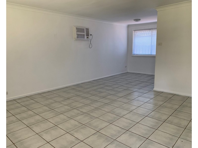 35a Palau Crescent, Lethbridge Park NSW 2770