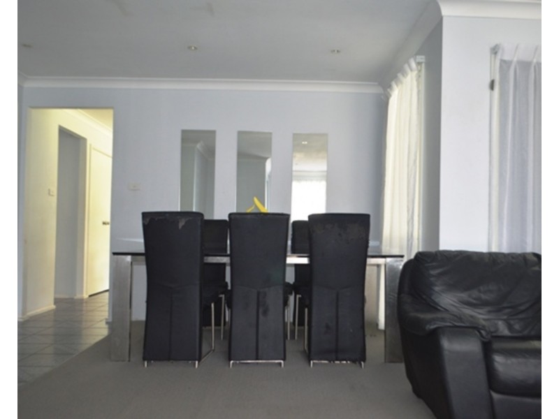 1 Cumbrae Close, Erskine Park NSW 2759