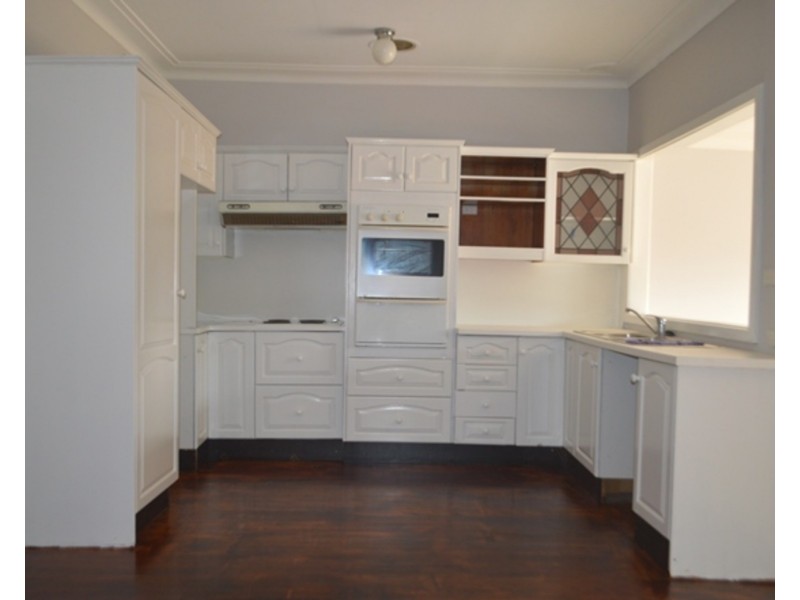 12 Cook Road, Oakhurst NSW 2761