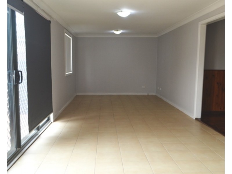 12 Cook Road, Oakhurst NSW 2761