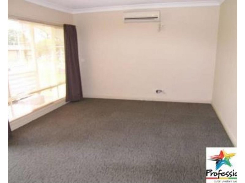 24 Koomooloo Crescent, Shalvey NSW 2770