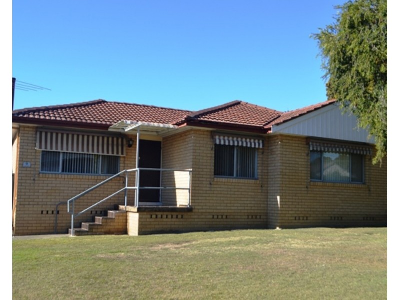 9 Munmora Place, Oxley Park NSW 2760