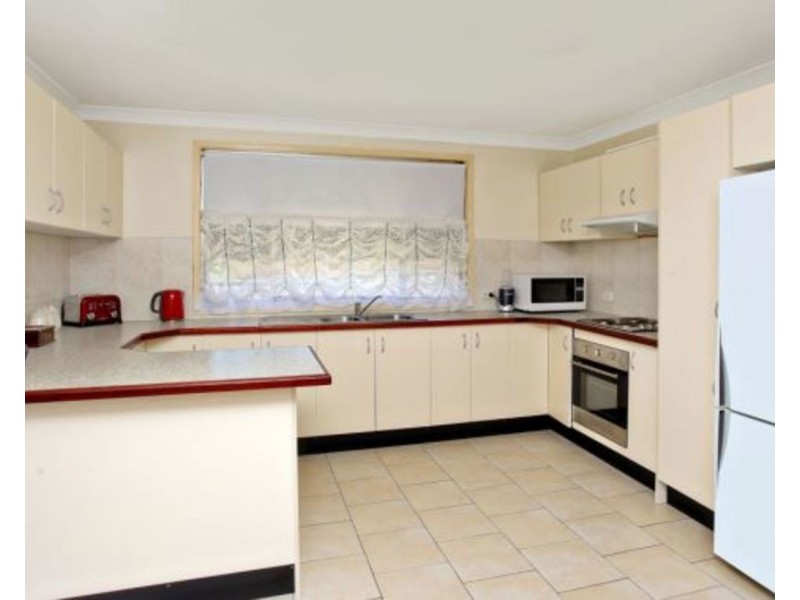 9 Munmora Place, Oxley Park NSW 2760