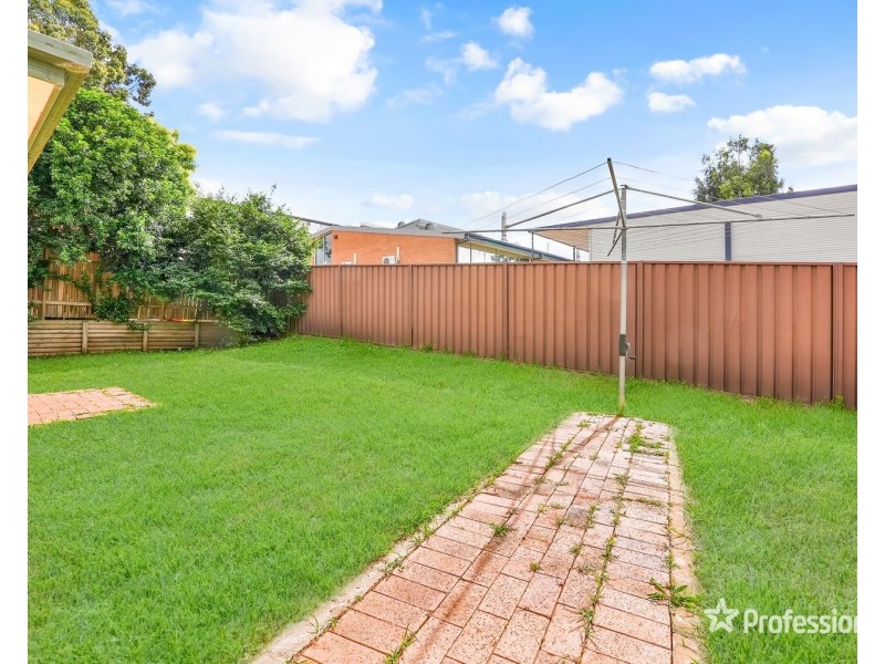 13 Cowan Place, Glenmore Park NSW 2745