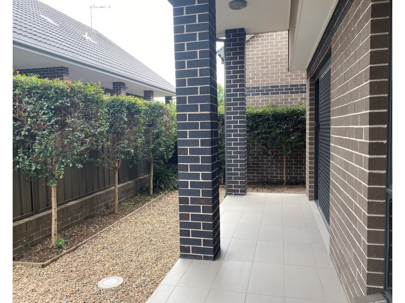 4/93 Adelaide Street, Oxley Park NSW 2760