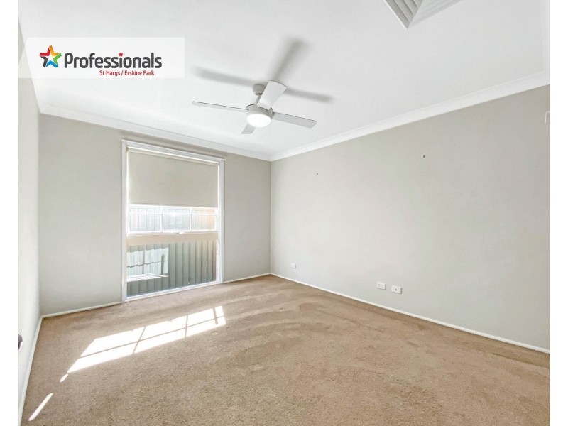 32 William Howell Drive, Glenmore Park NSW 2745