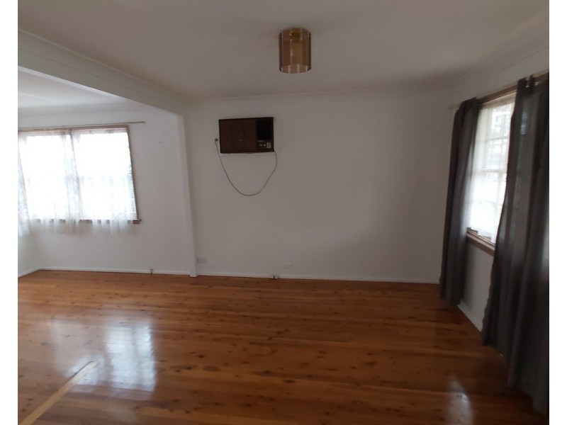 10 Oxford Street, St Marys NSW 2760