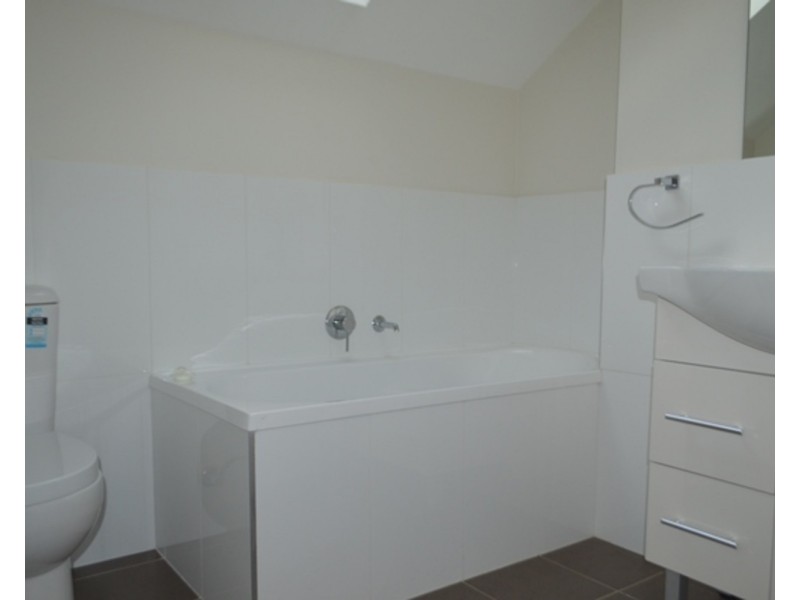 5/10 Brisbane Street, Oxley Park NSW 2760