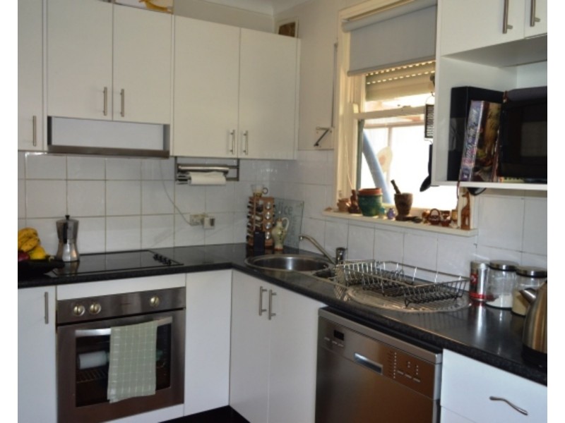 30 Palau Crescent, Lethbridge Park NSW 2770