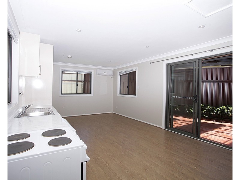 2/3a Banksia Street, North St Marys NSW 2760