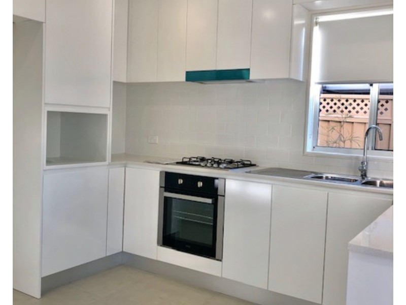 4/18 Canberra Street, Oxley Park NSW 2760