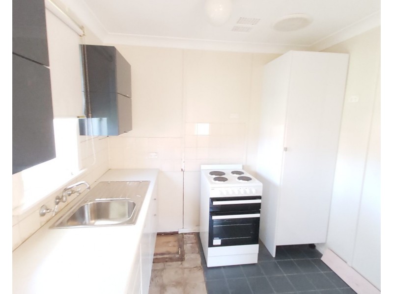 43 Keesing Crescent, Blackett NSW 2770